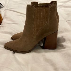 marc fisher brown pointed toe booties 7.5